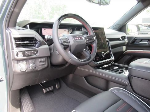 New 2026 GMC Yukon AT4 Ultimate AWD/4WD image 20