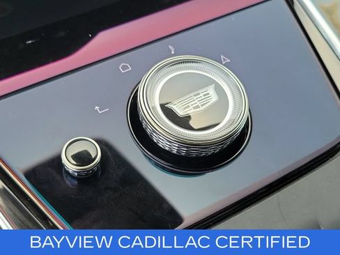 Certified 2025 Cadillac Escalade IQ Luxury 2 w/ LPO, Premium Carpet Package AWD/4WD image 36