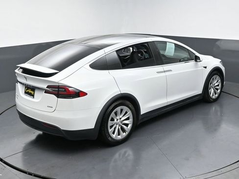 Used 2019 Tesla Model X 100D image 43