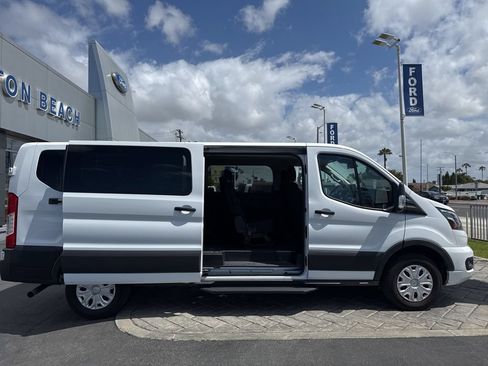 Used 2023 Ford Transit 350 XLT RWD image 8