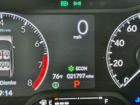 Used 2025 Honda Civic Sport image 19