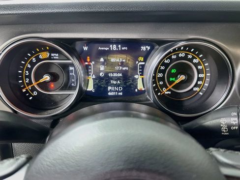 Used 2021 Jeep Wrangler Unlimited Sport AWD/4WD image 24