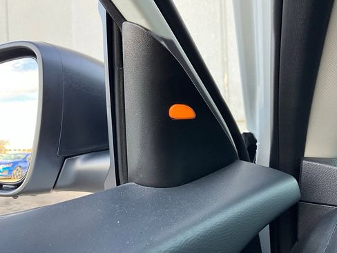 Used 2025 Nissan Altima 2.5 SV image 20