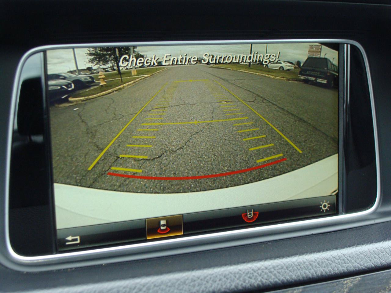 Used 2016 Mercedes-Benz E 350 4MATIC Sedan image 19