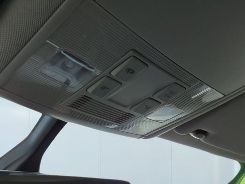 Used 2022 Volkswagen Atlas SE image 20