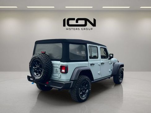 Used 2023 Jeep Wrangler Unlimited w/ Cold Weather Group AWD/4WD image 6