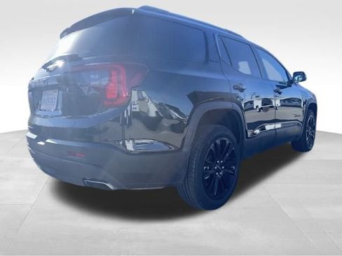 Used 2023 GMC Acadia SLE w/ Elevation Edition image 3