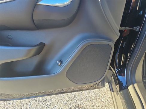 New 2025 Chevrolet Blazer LT w/ Convenience Package image 25