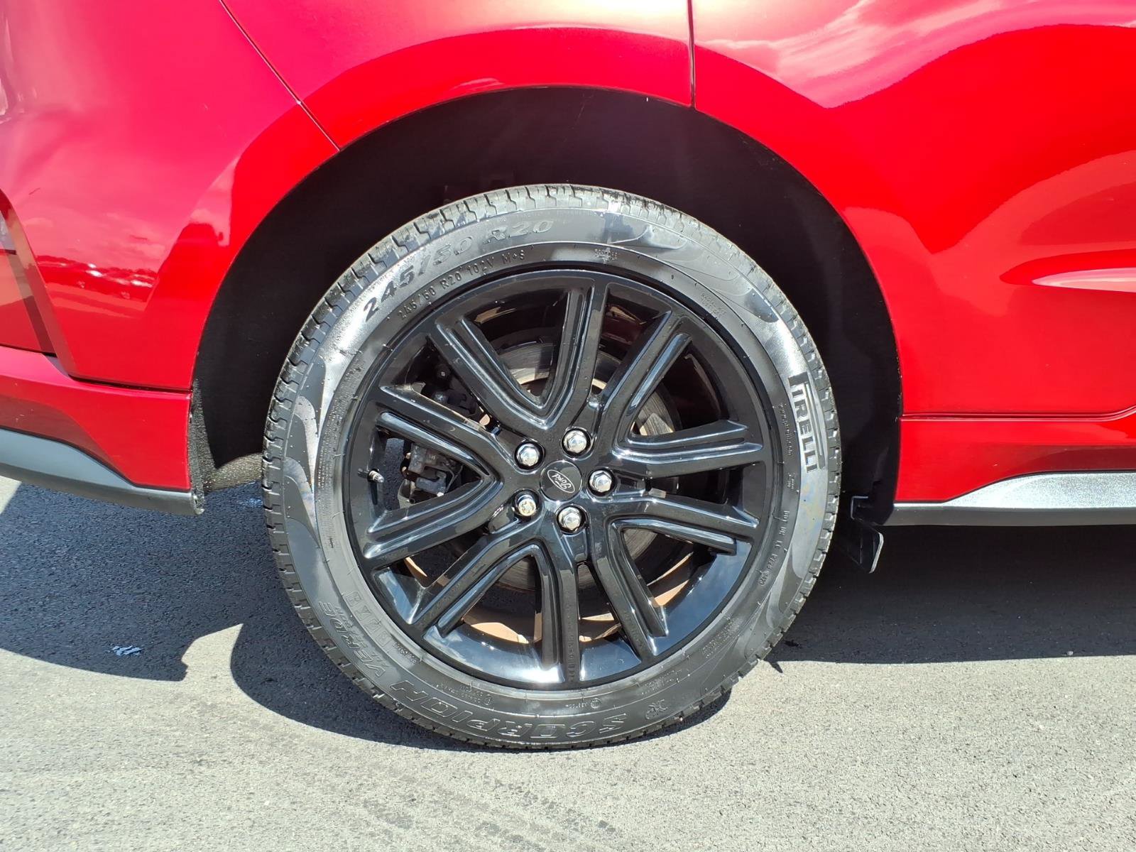 Certified 2023 Ford Edge ST-Line AWD/4WD image 7