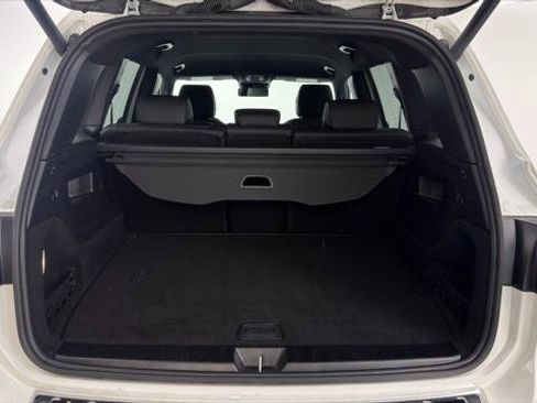 Used 2024 Mercedes-Benz GLB 250 image 18