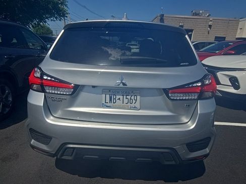 Used 2025 Mitsubishi Outlander Sport SE AWD/4WD image 5