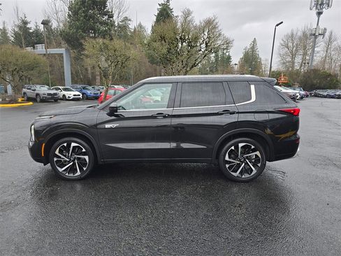 Used 2024 Mitsubishi Outlander SEL image 6