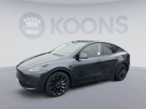 Used 2024 Tesla Model Y Performance image 1