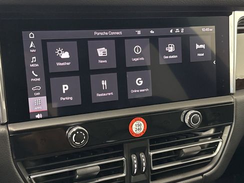 New 2025 Porsche Macan image 26