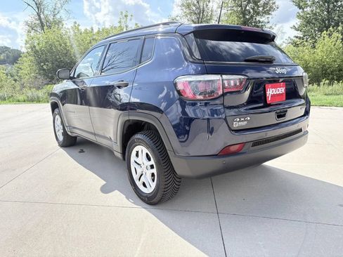 Used 2017 Jeep Compass Sport w/ Cold Weather Group AWD/4WD image 6