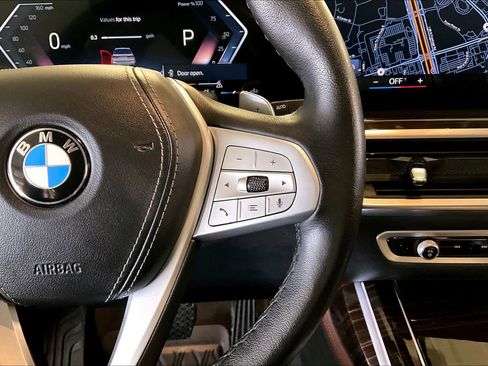Certified 2023 BMW X7 xDrive40i w/ Premium Package image 24
