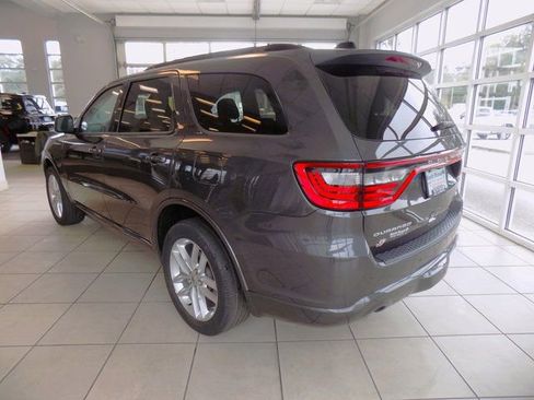 Used 2024 Dodge Durango GT image 5