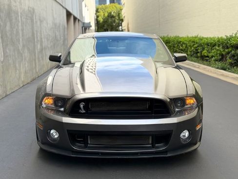 Used 2011 Ford Mustang Shelby GT500 w/ SVT Performance Pkg image 3