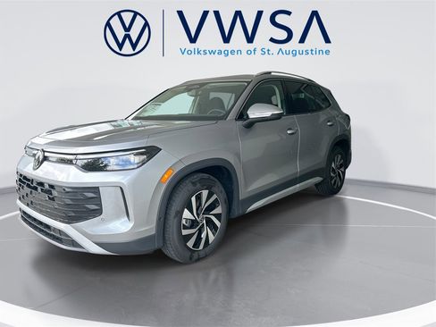 New 2025 Volkswagen Tiguan S image 3