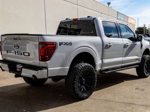 Used 2025 Ford F150 Lariat w/ Equipment Group 501A Mid image 10