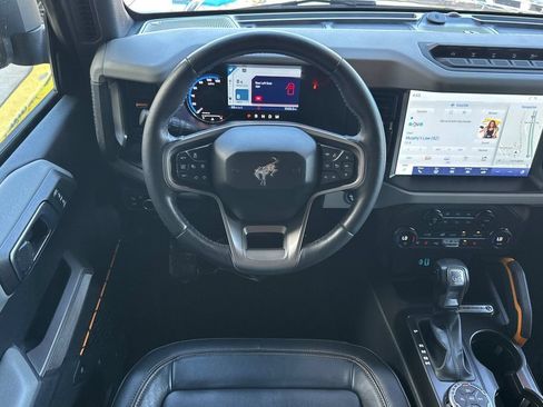 Used 2021 Ford Bronco Badlands AWD/4WD image 15
