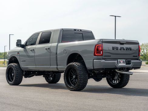 Used 2026 RAM 2500 Laramie w/ Night Edition image 15