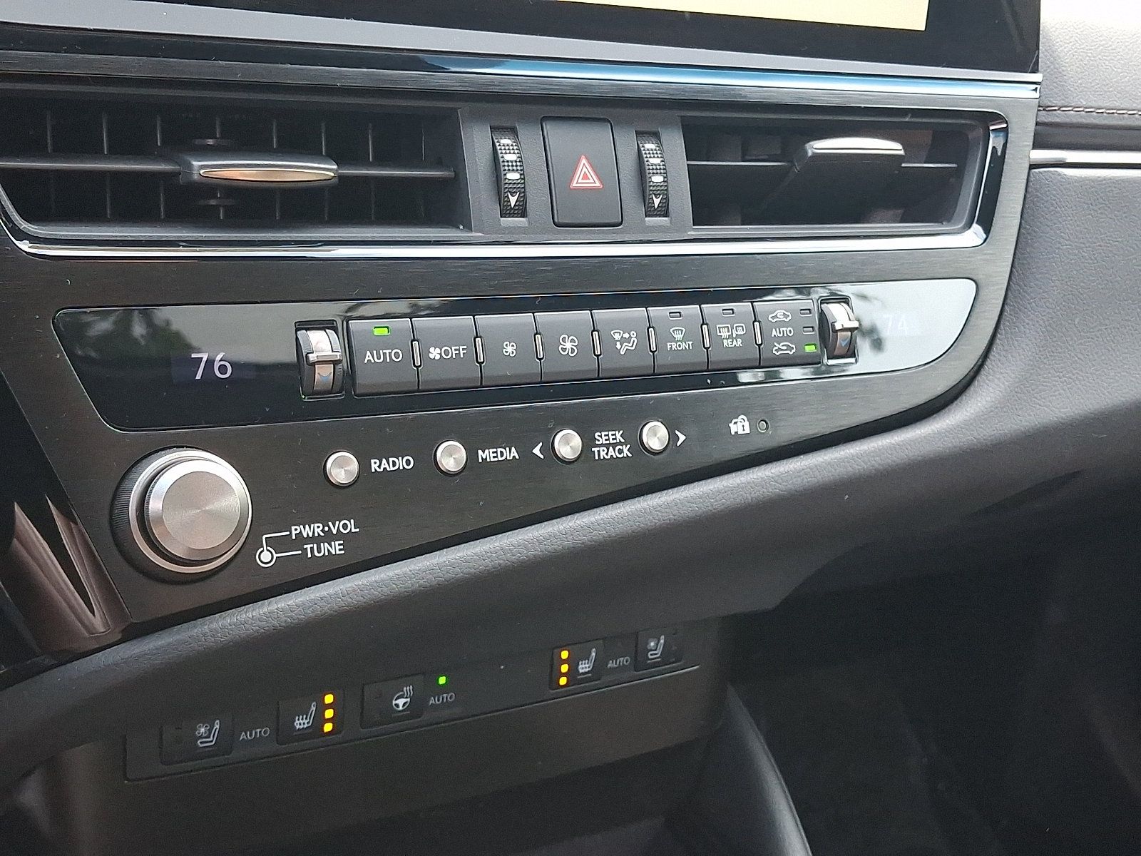 Certified 2023 Lexus ES 350 w/ Premium Package FWD image 17