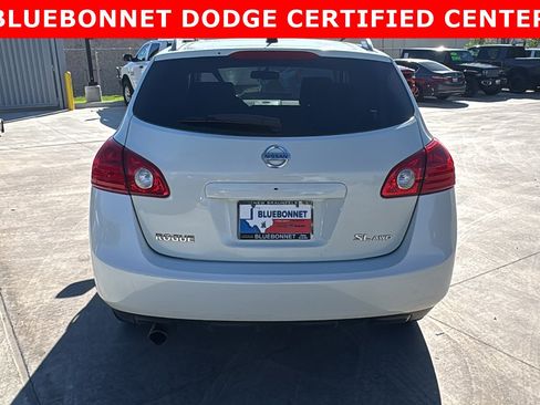 Used 2010 Nissan Rogue SL w/ Premium Pkg image 6