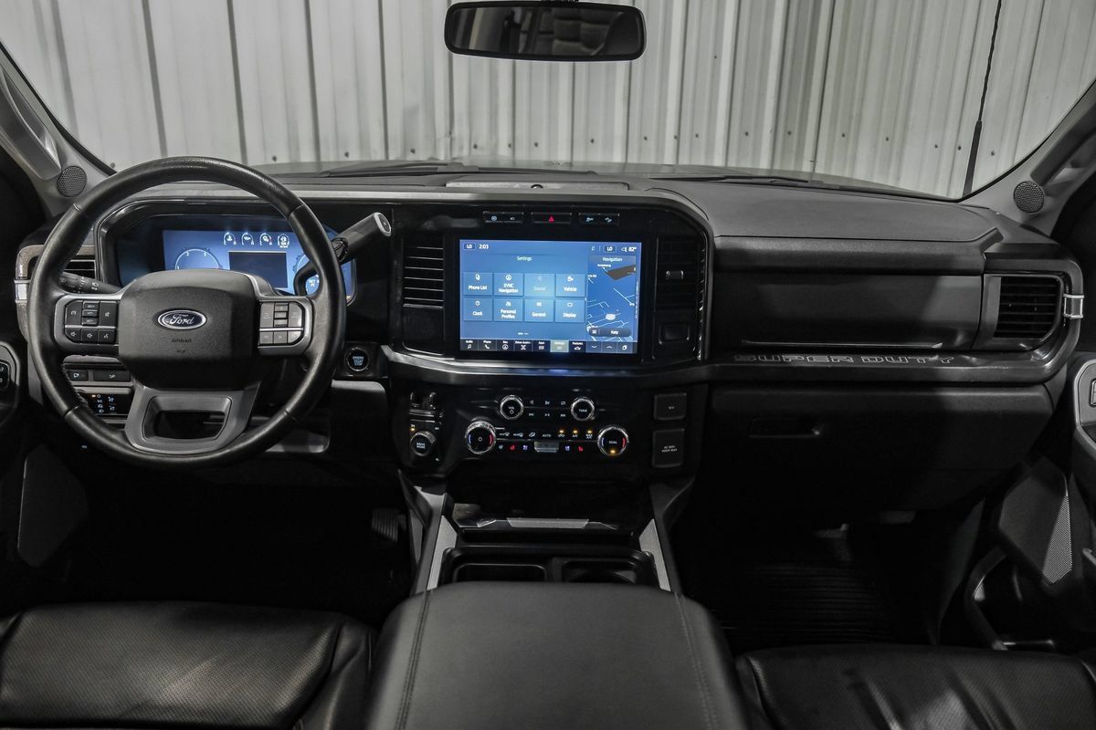 Used 2023 Ford F350 Lariat w/ FX4 Off-Road Package AWD/4WD image 13