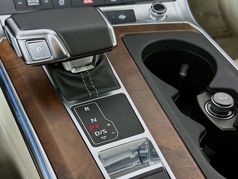 Used 2023 Audi A6 Premium Plus w/ Premium Plus Package image 7