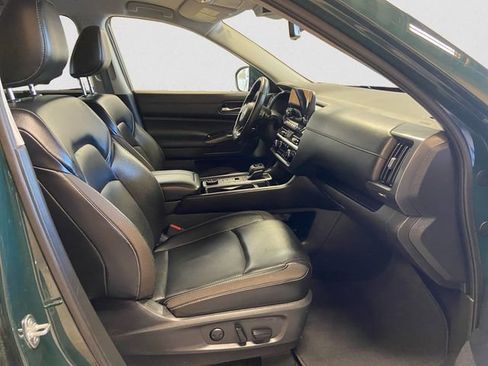 Certified 2023 Nissan Pathfinder SL image 15