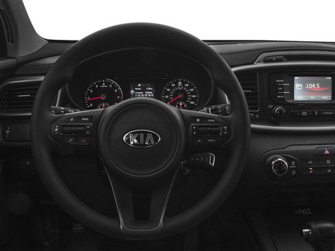 Used 2016 Kia Sorento FWD w/ LX Convenience Package image 9