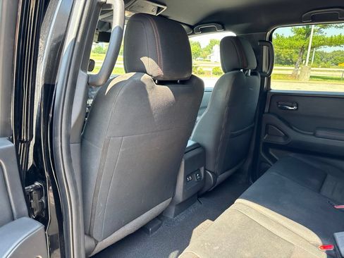 Used 2023 Nissan Frontier PRO-4X w/ Pro Convenience Package AWD/4WD image 15