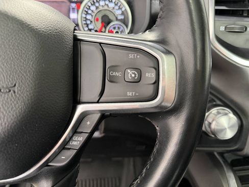 Used 2022 RAM 1500 Laramie AWD/4WD image 19