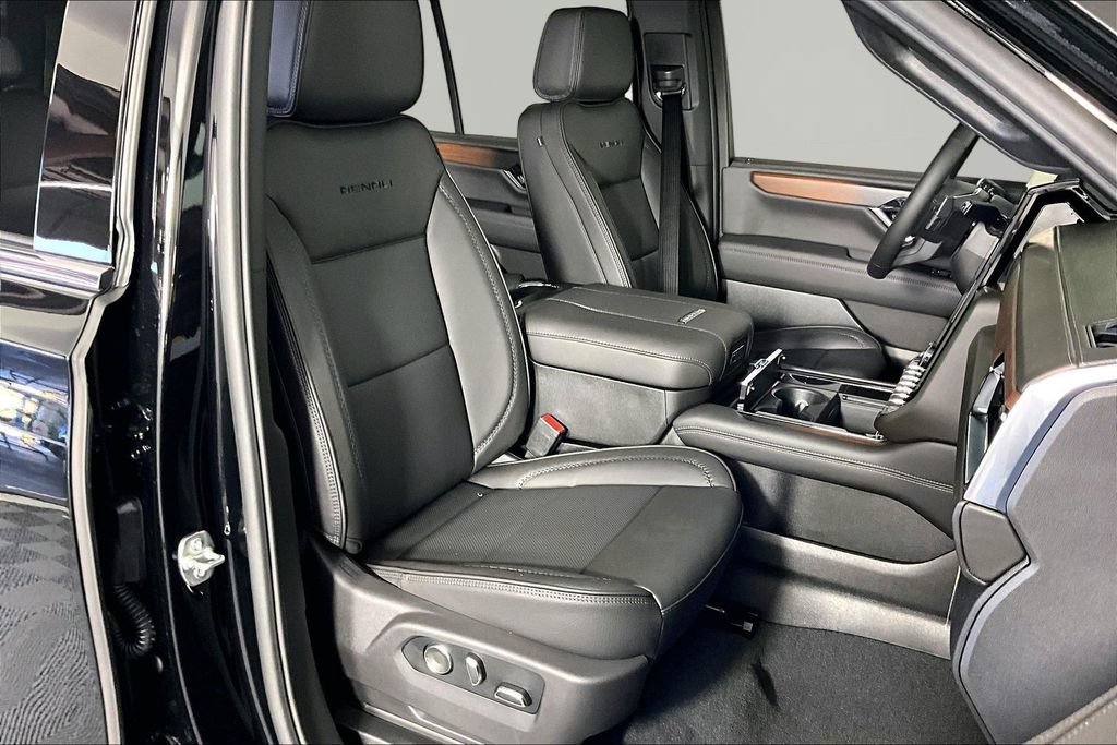 New 2026 GMC Yukon Denali AWD/4WD image 12