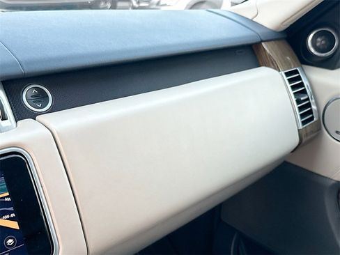 Used 2018 Land Rover Range Rover Supercharged image 22