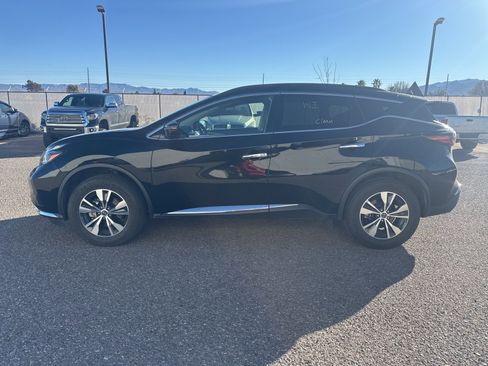 Used 2024 Nissan Murano SV image 2