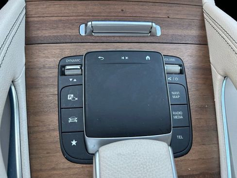 Used 2024 Mercedes-Benz GLS 450 4MATIC image 28