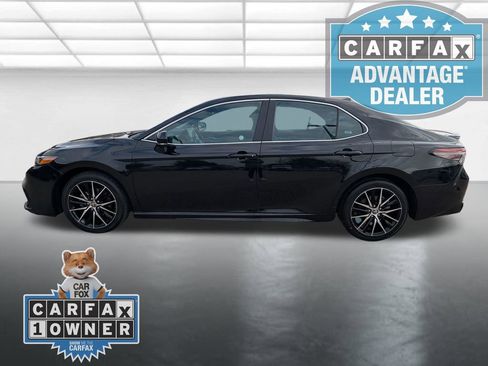 Used 2024 Toyota Camry SE FWD image 24