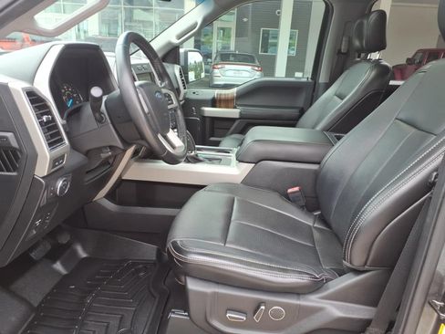 Used 2018 Ford F150 Lariat RWD image 12