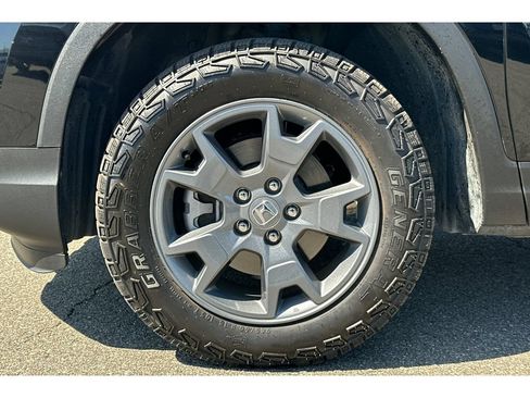 Used 2025 Honda Passport TrailSport image 46