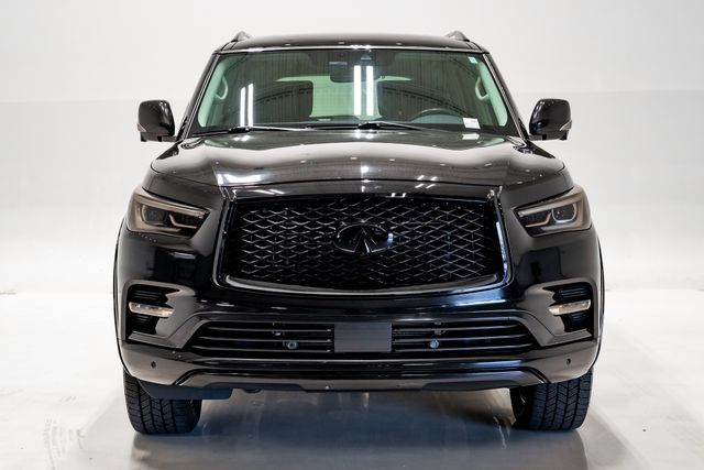 Used 2018 INFINITI QX80 4WD w/ Driver Assistance Package image 4
