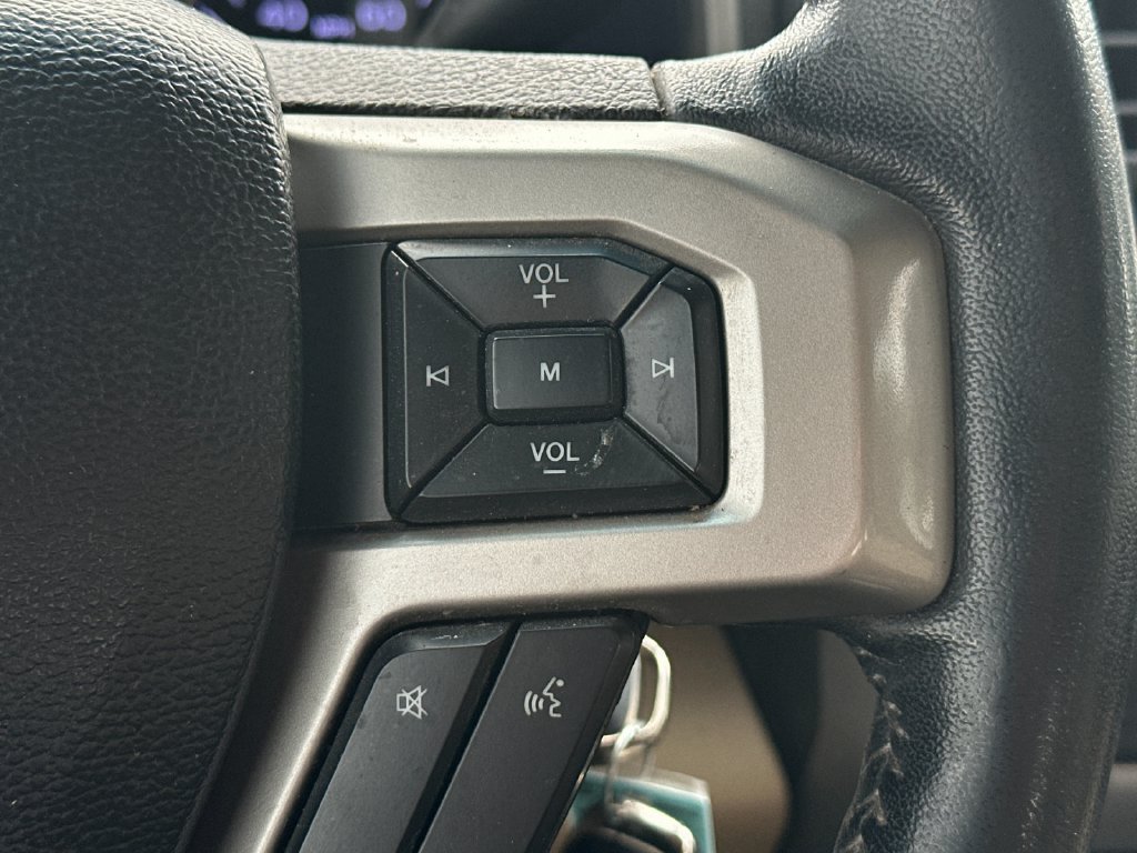 Used 2019 Ford F250 Lariat w/ Lariat Value Package AWD/4WD image 23