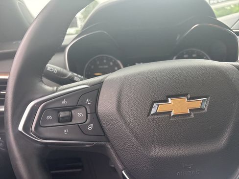 Used 2023 Chevrolet TrailBlazer ACTIV w/ Technology Package AWD/4WD image 17