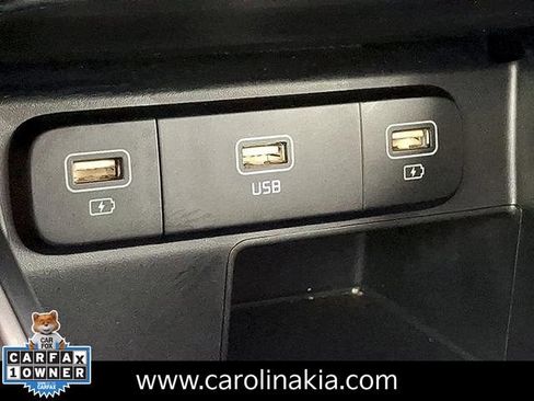 Used 2021 Kia Sorento S image 24