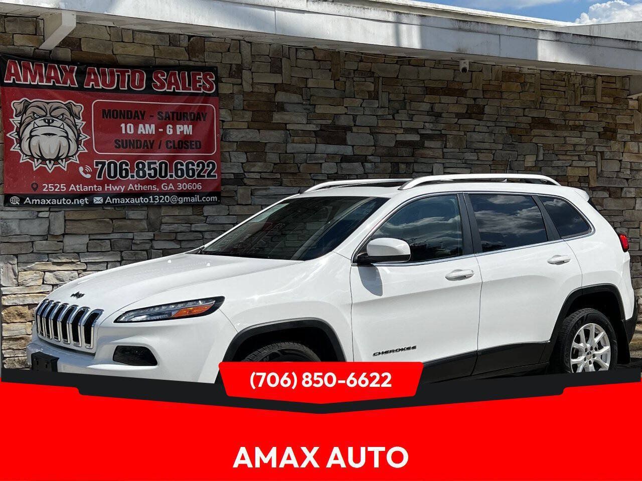 Used 2017 Jeep Cherokee Latitude w/ Comfort & Sound Group FWD image 1