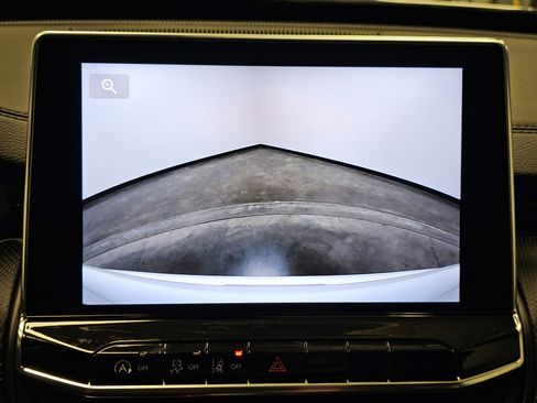 New 2025 Jeep Compass Latitude w/ Sun & Sound Group image 33