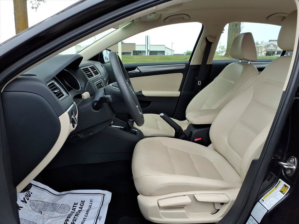 Used 2018 Volkswagen Jetta Wolfsburg Edition FWD image 25