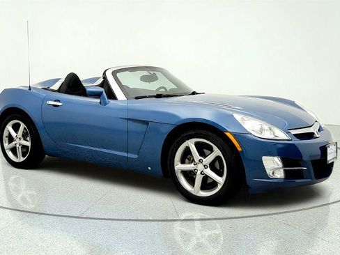 Used 2007 Saturn Sky RWD image 3