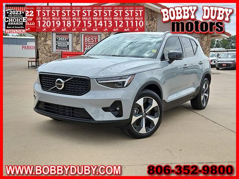 Used 2026 Volvo XC40 B5 Plus w/ Protection Package Premier AWD/4WD image 1